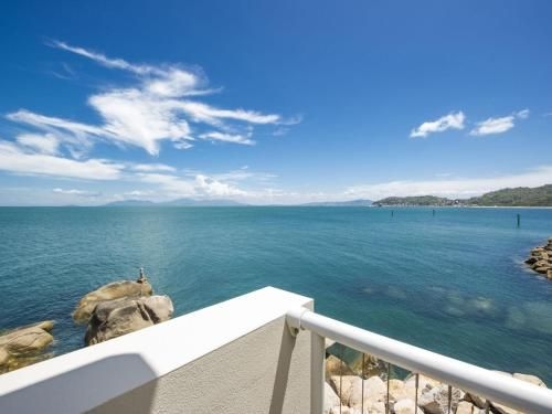 1 Bright Point Apartment 42021