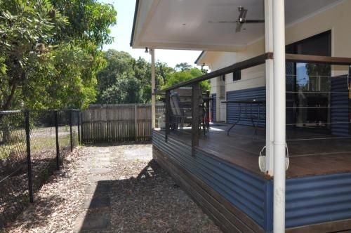 44 Cypress Avenue - Holiday Home In A Quiet Location, Close To Patrolled Beach And CBD1