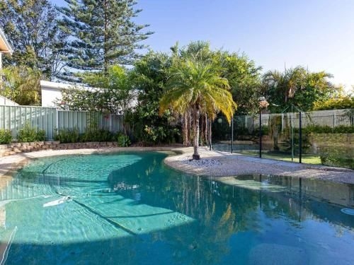 33 Gloucester St -huge holiday house in Nelson Bay with pool and stunning water views0