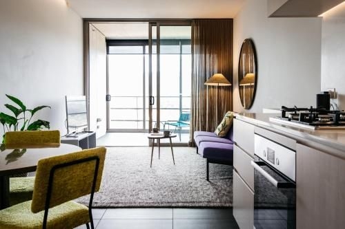 Nishi Apartments0