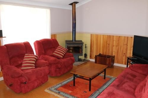 Kendenup Cottages and Lodge1