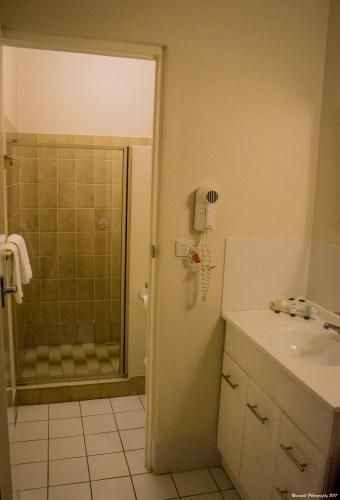 Motel Riverina3