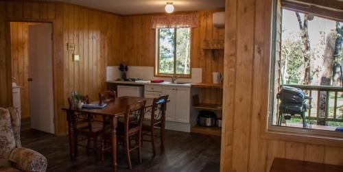 Balingup Heights Hilltop Forest Cottages1