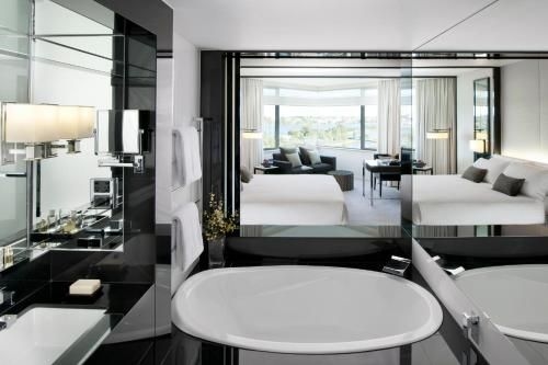 Crown Metropol Perth2