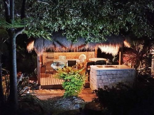 Marazul Paradise Beach House- Panoramic Ocean Views0