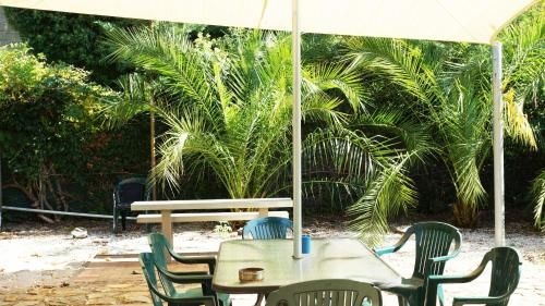 โกลเด้น ลีฟ โมเทล (Golden Leaf Motel)2