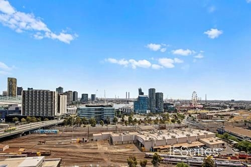 IFSuites Melbourne Village2