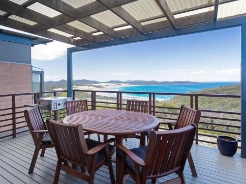 Beach House 7' 26 One Mile Close - air conditioned, wifi, foxtel, linen0