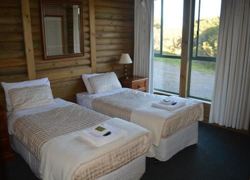 Shearwater Cottages3