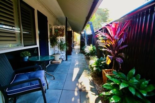 Hideaway Noosa Men Only Beach Resort3