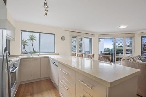 Breakwater Views Apartments0