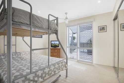 Breakwater Views Apartments3