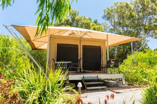 Castaways Moreton Island0