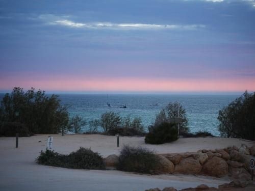 Denham Seaside Caravan Park2
