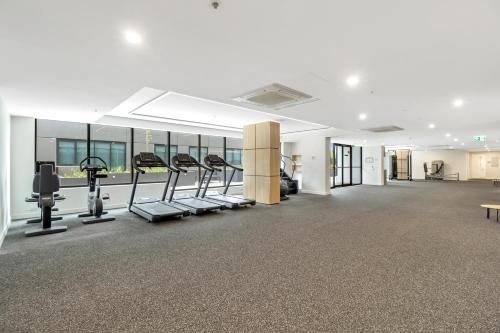 Brand New Apartment With Balcony Gym and Sauna4