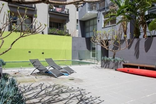 Central City Loft With Gym and Pool4