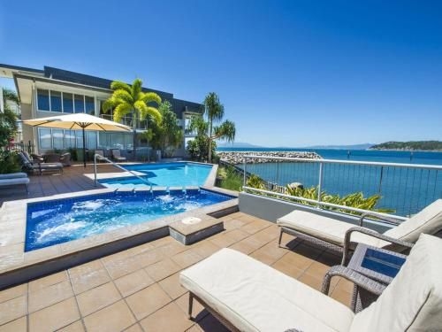 1 Bright Point Apartment 23053