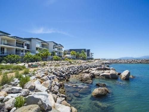 1 Bright Point Apartment 23052