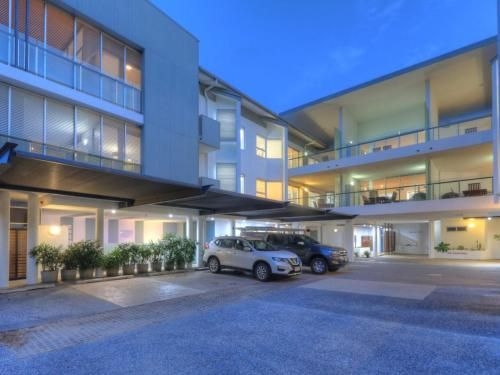 Maggies Beachfront Apt. 123