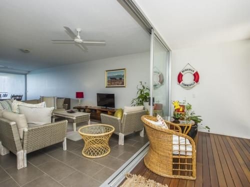 1 Bright Point Apartment 54042