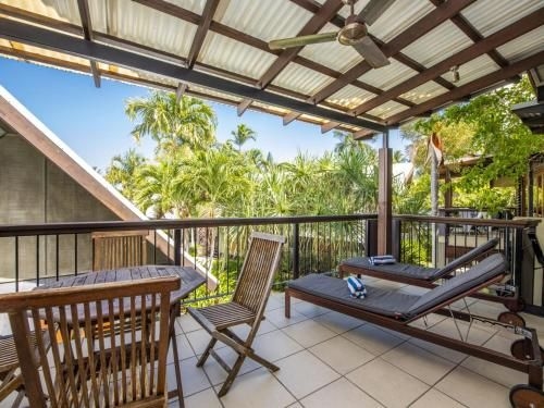 Pure Magnetic Villa 91