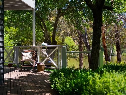 Boatshed House3