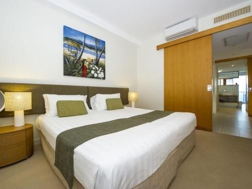 1 Bright Point Apartment 42013