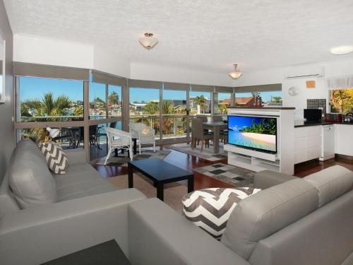 Serenity Waters 6 - Pristine 2 BDRM Apt with Water Views1