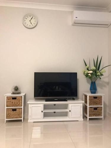 Shine Apartment2