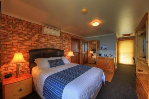 Stanley Village Waterfront Accommodation3