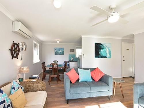 The Nautical House2