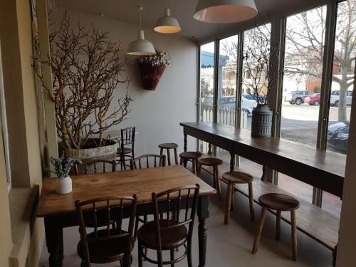 Fig Cafe and Accommodation1