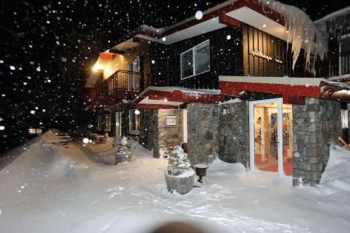 Guthega Inn0