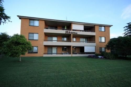 Akuna, Unit 8, 112-116 Little Street1