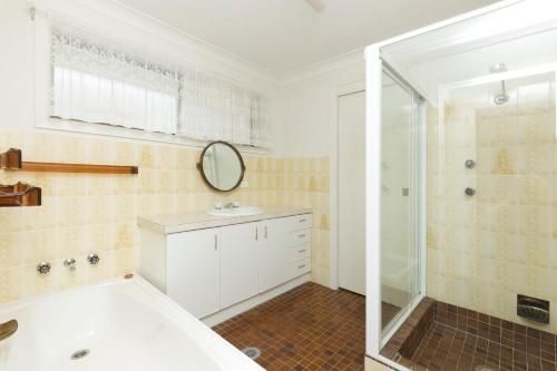 LAKE HOUSE ON ELOUERA (Lake House on Elouera)4