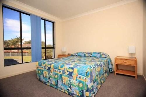 Hi Surf Unit 1, 92 Head St, Forster4