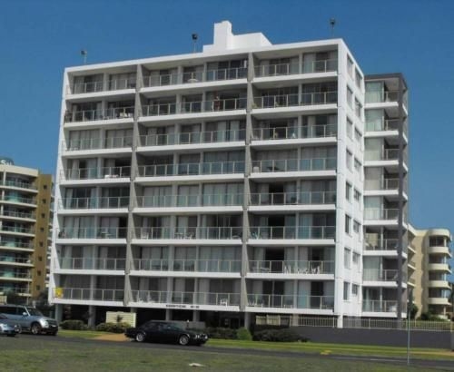 Ebbtide, Unit 34, 2-6 North Street0