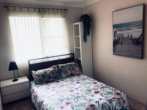 Renas Court, Unit 6, 72 Little Street4