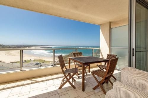 Beachpoint, Unit 402, 28 North Street2