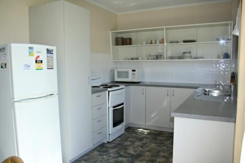 White Dolphin, Unit 53