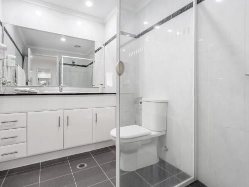Breakwater Apartment 4034