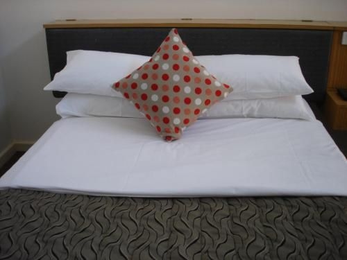 Burkes Hotel Motel3