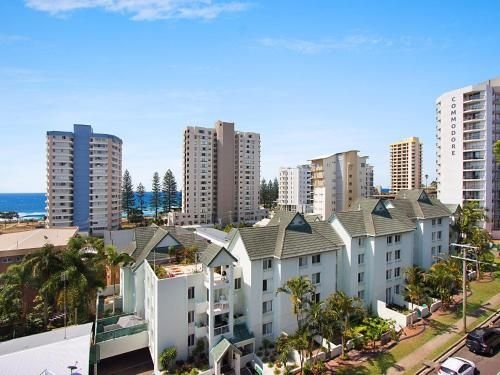 Bay Apartments unit 10 - Easy walk to Coolangatta and Tweed Heads1