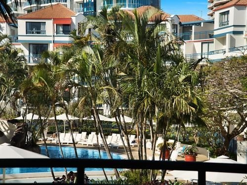Calypso Plaza Resort Unit 217 - Central Coolangatta beachfront location4