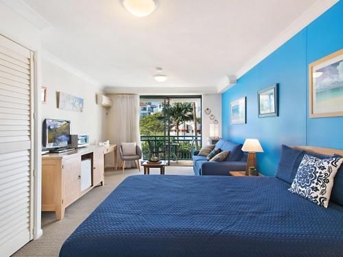 Calypso Plaza Resort Units 215 & 217 COMBINED - Beachfront Coolangatta1