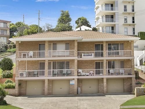 Tumut Unit 1 - Great unit in a central location to beaches, clubs and shopping3