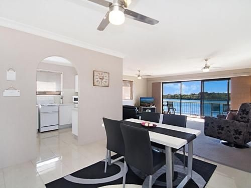 7/18 Endeavour Parade - Riverfront Tweed Heads1