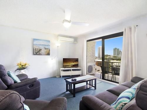 Skyline Unit 12 - Central location overlooking Coolangatta0