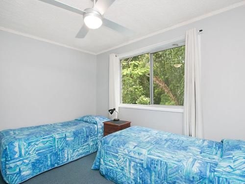 Skyline Unit 12 - Central location overlooking Coolangatta4
