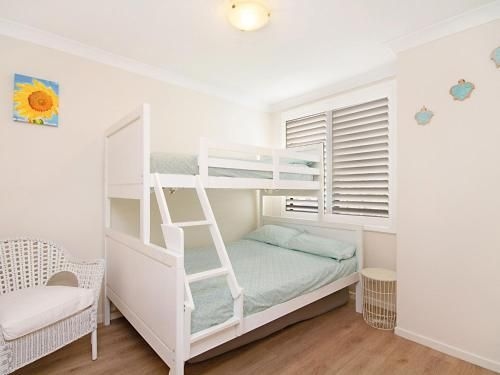 Kirra Vista Apartments Unit 18 - Right on the Beach in Kirra with free Wi-Fi3
